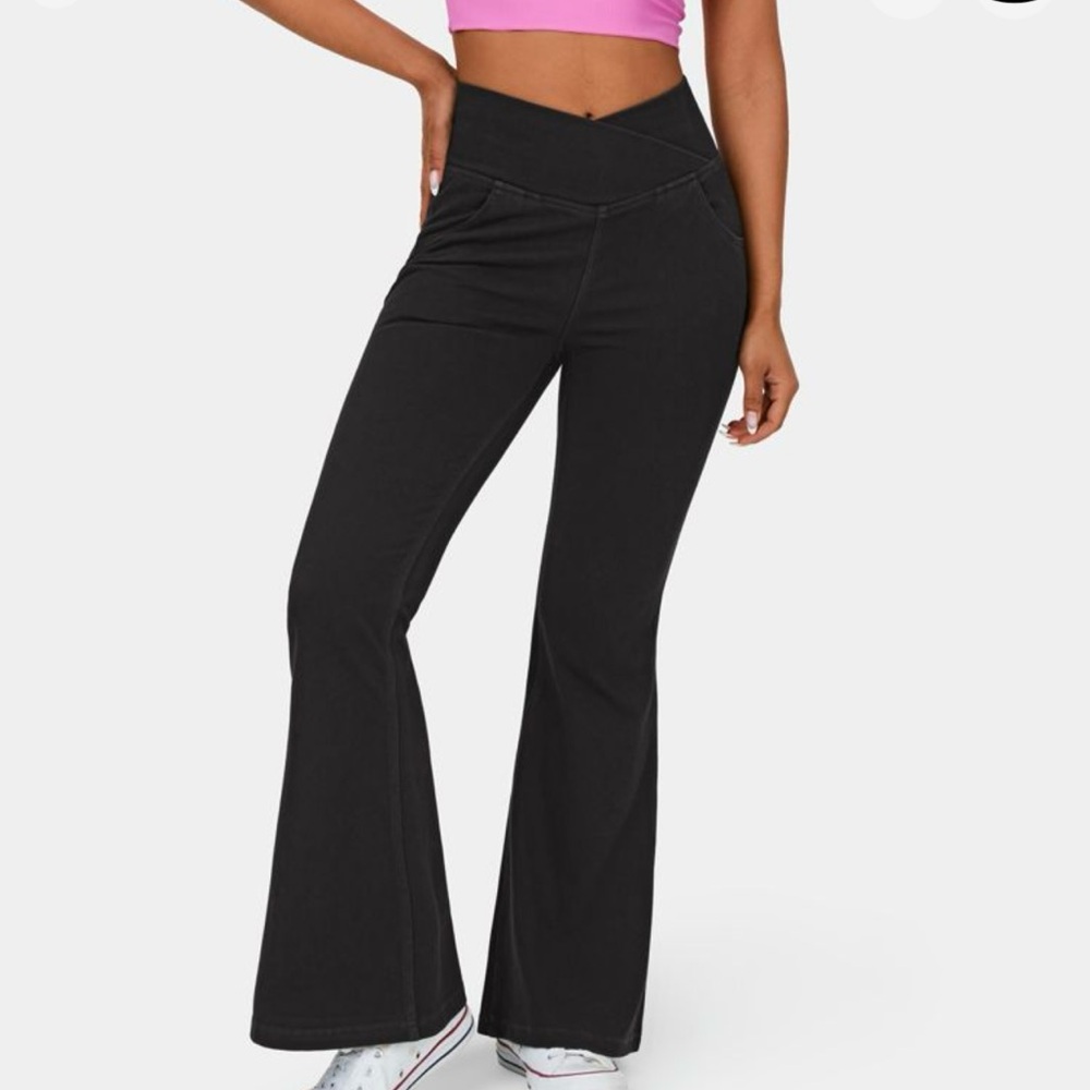 Halara Flex Hight Waisted Super Flare Jean Leggingsa